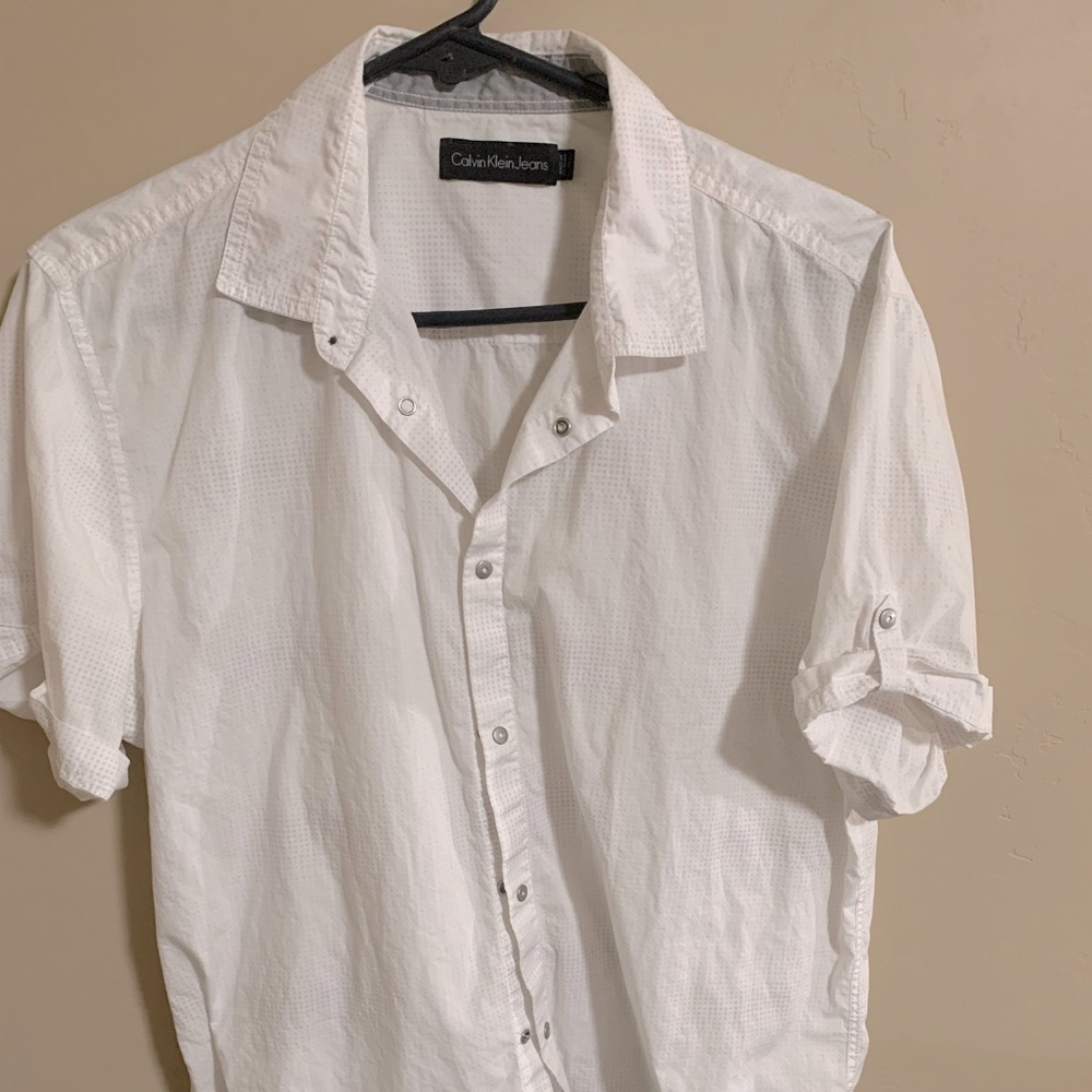 Calvin Klein men’s medium button up